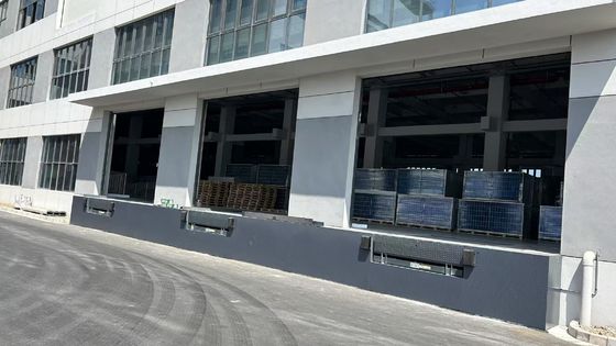 رافعة تحميل تلسكوبية عالية الأداء لتحديد موضع الشفة بدقة ومراكز لوجستية متقدمة